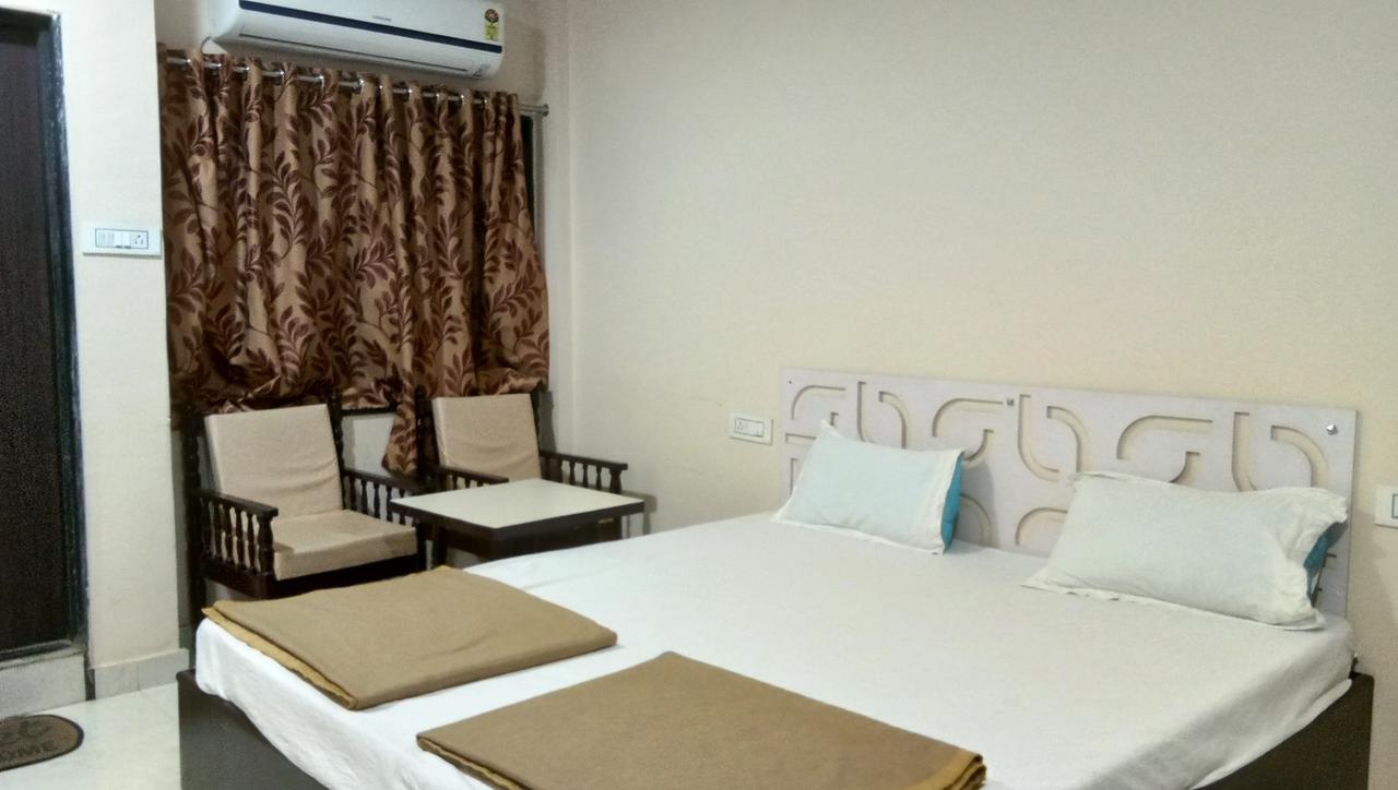 Hotel Barkha Rāipur Zewnętrze zdjęcie