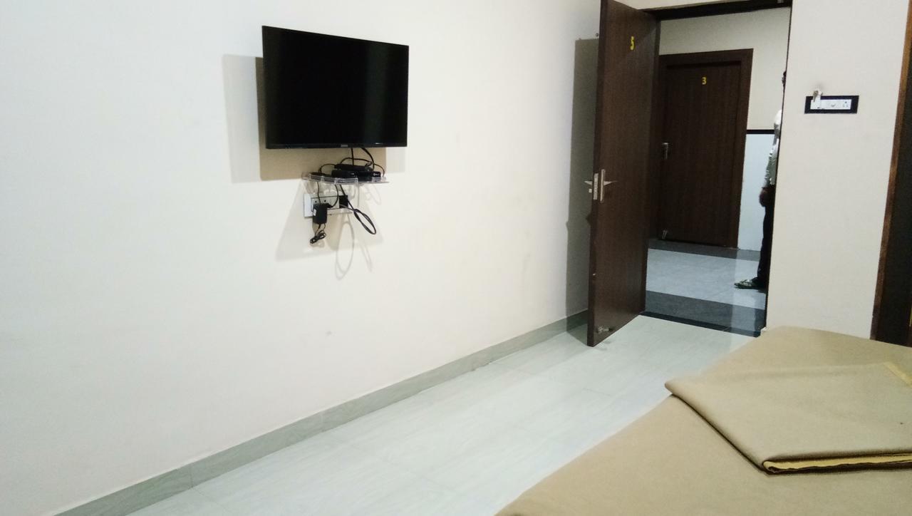 Hotel Barkha Rāipur Zewnętrze zdjęcie