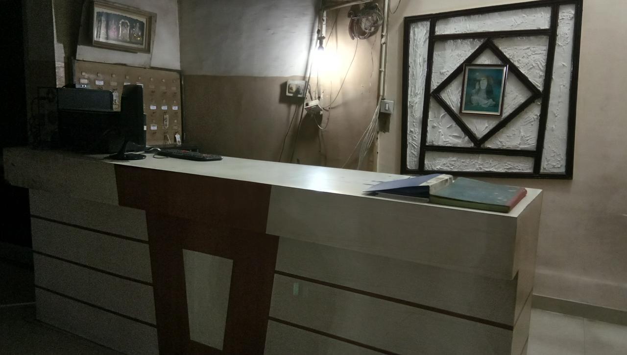 Hotel Barkha Rāipur Zewnętrze zdjęcie